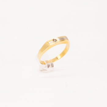 Damenring Gelbgold 585 mit Brillant 0,03 CT Wesselton Pique